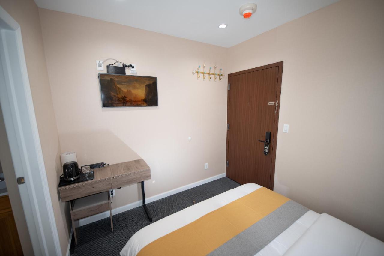 Flushing Garden Hotel New York Buitenkant foto