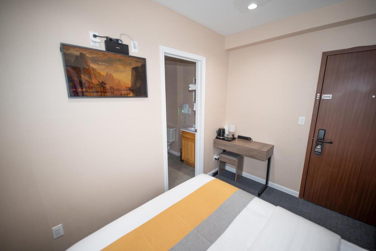 Flushing Garden Hotel New York Buitenkant foto